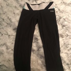 PINK ULTIMATE yoga capris